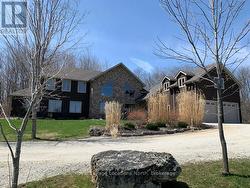 1416 COUNTY 124 ROAD  Clearview, ON L0M 1H0