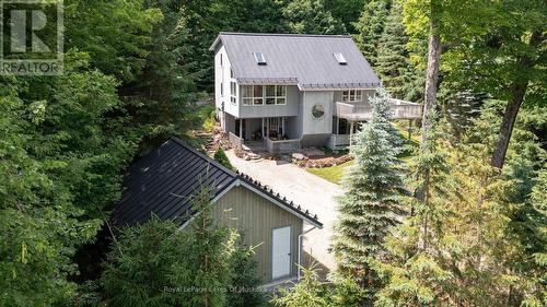 1806 VALLEY ROAD  Huntsville (Chaffey), ON P1H 1A8