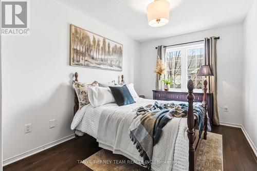 82 Tempo Way, Whitby, ON - Indoor Photo Showing Bedroom