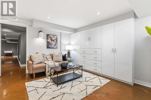 82 Tempo Way, Whitby, ON - Indoor Photo Showing Living Room