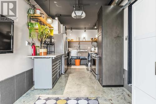 82 Tempo Way, Whitby, ON - Indoor Photo Showing Kitchen