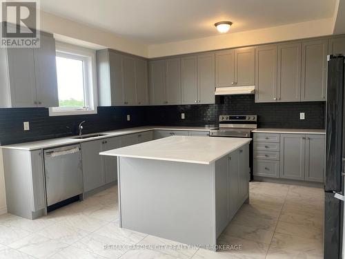 74 Oriole Crescent, Port Colborne (Main Street), ON - Indoor Photo Showing Kitchen