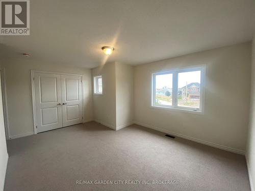 74 Oriole Crescent, Port Colborne (Main Street), ON - Indoor Photo Showing Other Room
