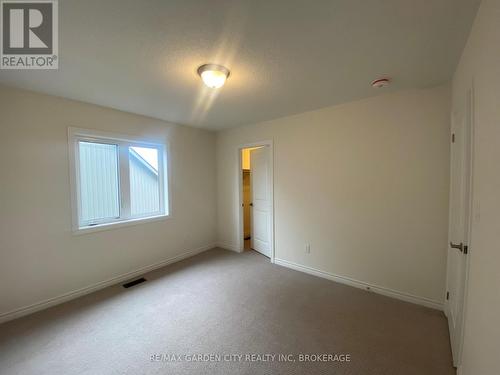 74 Oriole Crescent, Port Colborne (Main Street), ON - Indoor Photo Showing Other Room