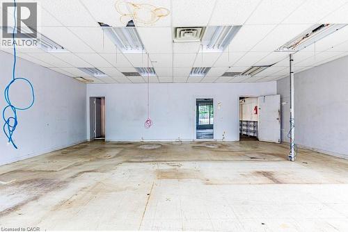 955 Barton Street E, Hamilton, ON 