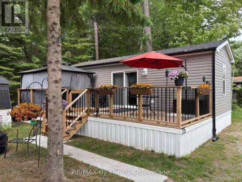 75 - 85 THEME PARK DRIVE  Wasaga Beach, ON L9Z 1X7