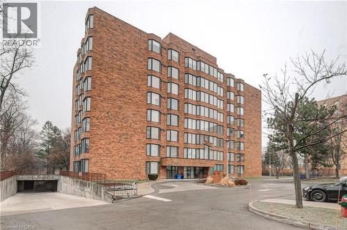 200 LIMERIDGE Road W Unit# 201  Hamilton, ON L9C 7M7