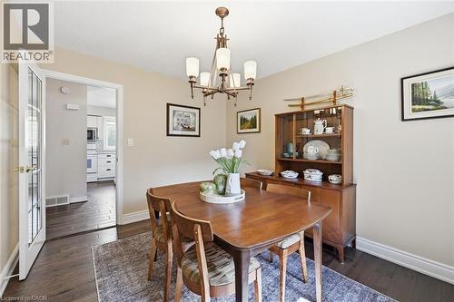 2648 Cavendish Drive, Burlington, ON - Indoor Photo Showing Dining Room