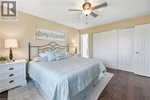 2648 Cavendish Drive, Burlington, ON - Indoor Photo Showing Bedroom