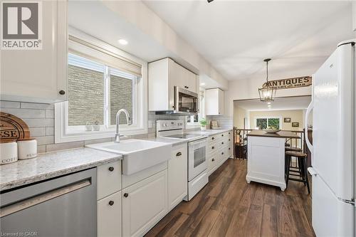 Porcelain Flooring - 2648 Cavendish Drive, Burlington, ON - Indoor Photo Showing Kitchen