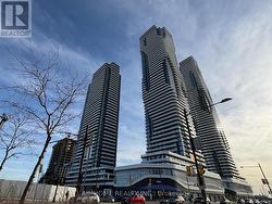 619 - 8 INTERCHANGE WAY Vaughan, ON L4K 0R2