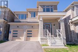 214 FALLHARVEST WAY Whitchurch-Stouffville, ON L4A 5C2
