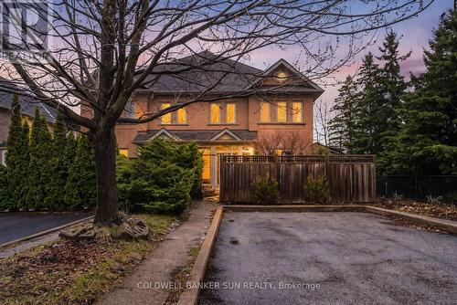 240 PRESSED BRICK DRIVE  Brampton, ON L6V 4L3