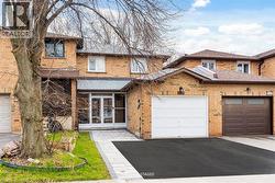 1118 AVONDALE Drive Oakville, ON L6H 5L4