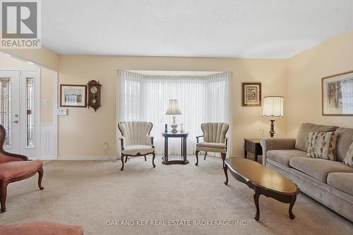 133 Fairlane Avenue, London South (South K), ON - Indoor Photo Showing Living Room
