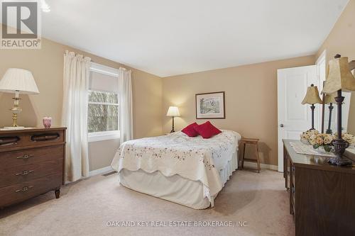 133 Fairlane Avenue, London South (South K), ON - Indoor Photo Showing Bedroom