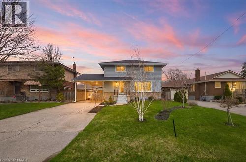 22 PARIS Road  Brantford, ON N3R 1H7