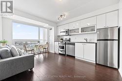 2707 - 2015 SHEPPARD AVENUE E Toronto, ON M2J 0B3