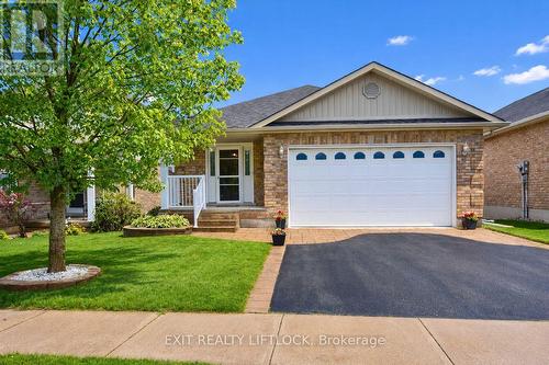 1724 GLENFOREST BOULEVARD  Peterborough (Monaghan Ward 2), ON K9K 2P5