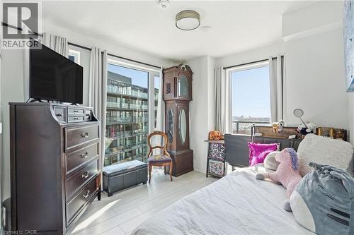 3210 Dakota Common Unit# A814, Burlington, ON - Indoor Photo Showing Bedroom