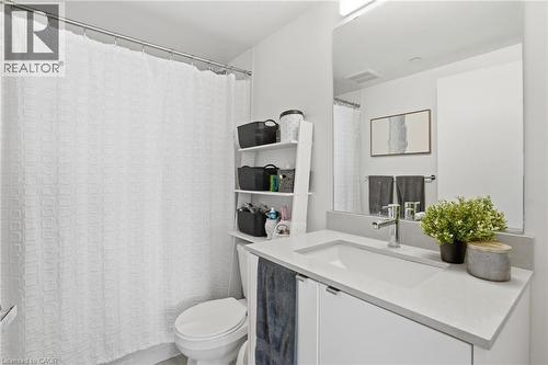 3210 Dakota Common Unit# A814, Burlington, ON - Indoor Photo Showing Bathroom