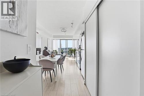 3210 Dakota Common Unit# A814, Burlington, ON - Indoor Photo Showing Other Room