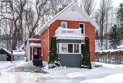 25 EDWIN STREET W Meaford, ON N4L 1E4