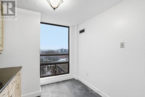 606 - 222 Jackson Street W, Hamilton, ON - Indoor Photo Showing Other Room