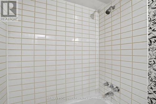 606 - 222 Jackson Street W, Hamilton, ON - Indoor