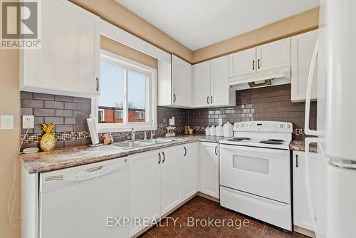 88 - 750 Lawrence Street, Cambridge, ON - Indoor Photo Showing Kitchen With Double Sink