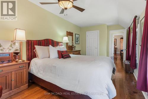 990 Roper Avenue, Mississauga, ON - Indoor Photo Showing Bedroom