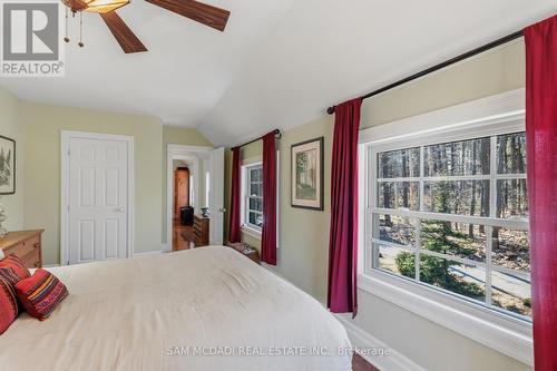 990 Roper Avenue, Mississauga, ON - Indoor Photo Showing Bedroom