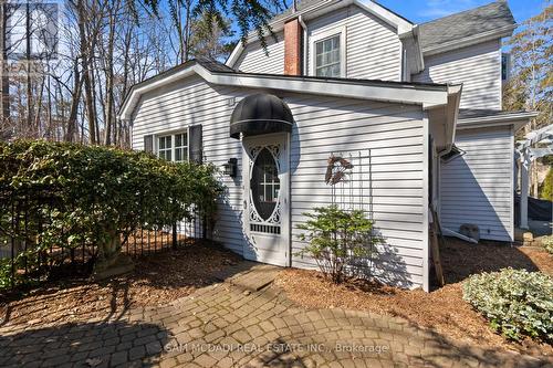 990 Roper Avenue, Mississauga, ON - Outdoor