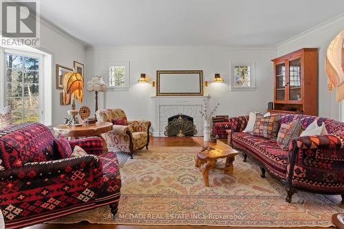 990 Roper Avenue, Mississauga, ON - Indoor Photo Showing Living Room With Fireplace