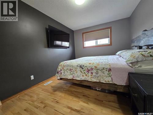 119 Montgomery Crescent, Weyburn, SK - Indoor Photo Showing Bedroom