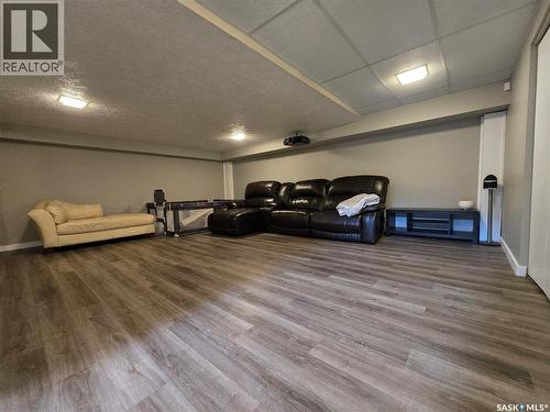 119 Montgomery Crescent, Weyburn, SK - Indoor