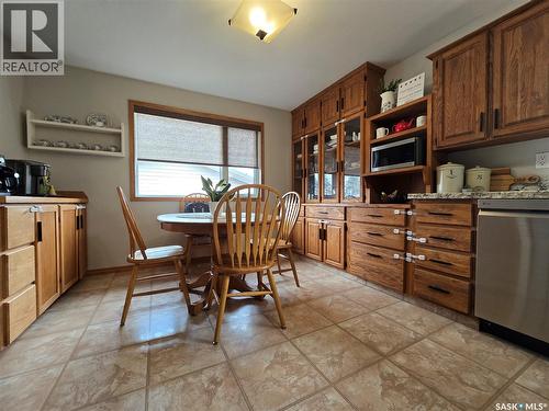 119 Montgomery Crescent, Weyburn, SK 