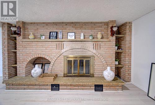 93 Linnwood Avenue, Cambridge, ON - Indoor With Fireplace