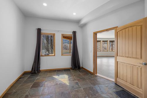 3584 St. Mary Lake Road, Kimberley, BC - Indoor Photo Showing Other Room