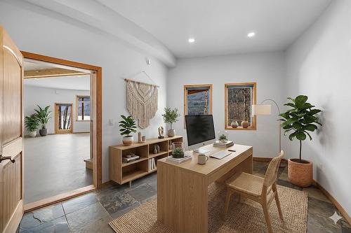 3584 St. Mary Lake Road, Kimberley, BC - Indoor Photo Showing Office