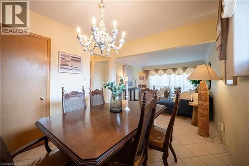 31 Terrace Drive, Hamilton, ON - Indoor Photo Showing Dining Room