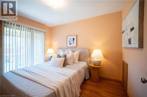 31 Terrace Drive, Hamilton, ON - Indoor Photo Showing Bedroom