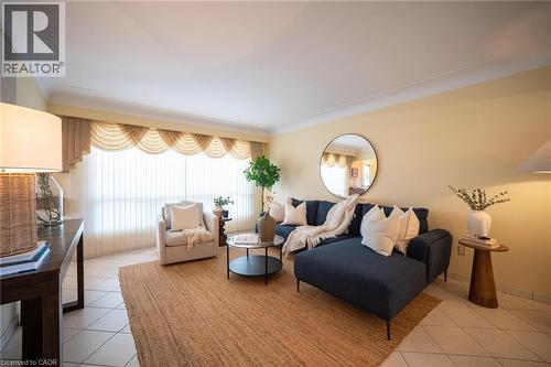 31 Terrace Drive, Hamilton, ON - Indoor Photo Showing Other Room