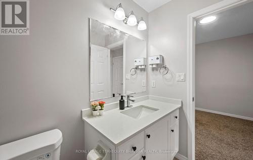 509 Northbrook Place, Kitchener, ON - Indoor Photo Showing Bathroom