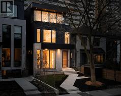 18 GORMLEY AVENUE  Toronto, ON M4V 1Y8