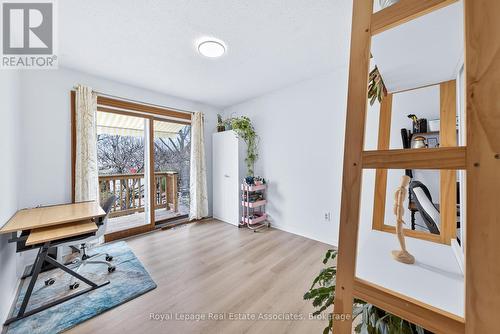 270 Kristin Grove, Mississauga, ON - Indoor