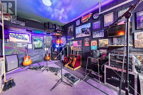 270 Kristin Grove, Mississauga, ON - Indoor