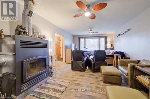 1864 Coronation Boulevard, Cambridge, ON - Indoor Photo Showing Other Room With Fireplace