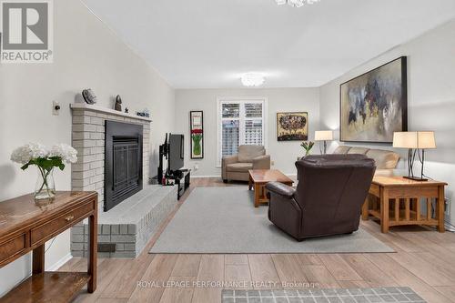 270 Compton Avenue, Ottawa, ON - Indoor With Fireplace