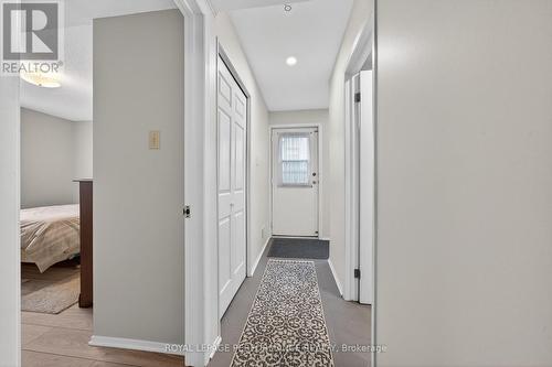 270 Compton Avenue, Ottawa, ON - Indoor Photo Showing Other Room